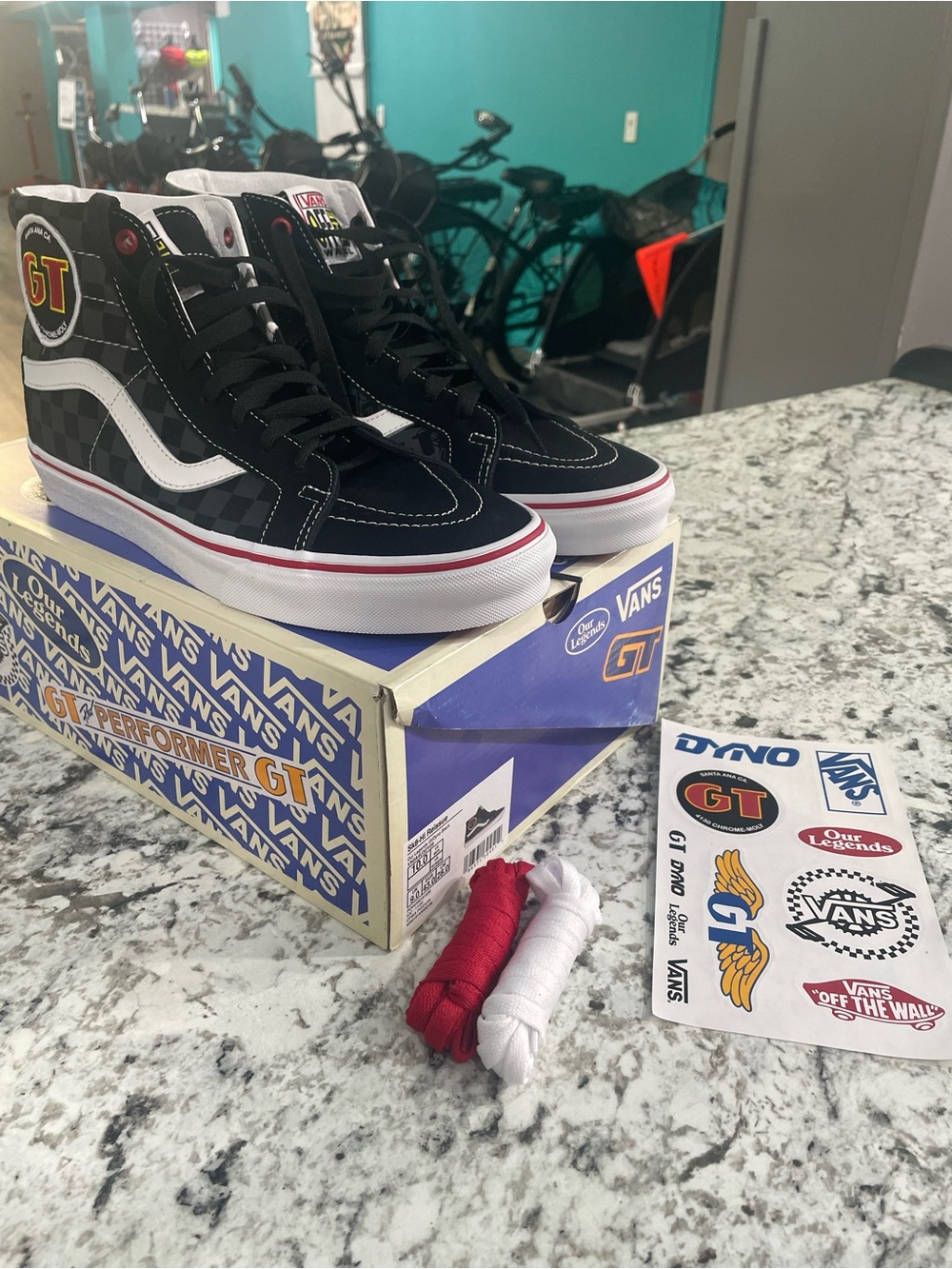 Rare 2022 Vans X Our Legends X GT Bicycles Sk8-Hi BMX Shoes Socks Men’s 10 Black